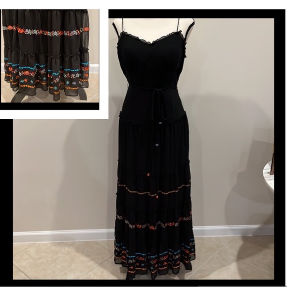 Jessica Howard Dresses & Skirts - Jessica Howard Black Maxi Dress Size 6